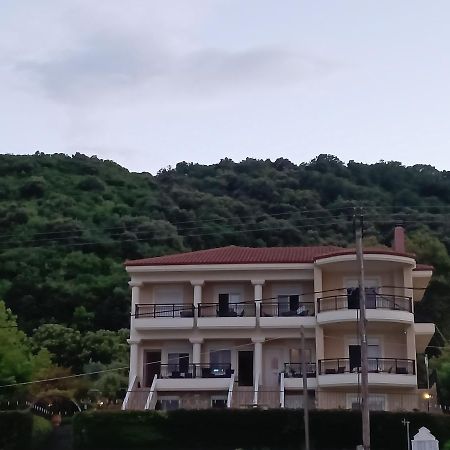 Perdikis Apartments - Paliouria Kókkinon Nerón Kültér fotó