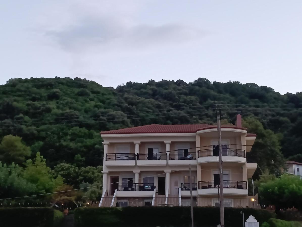Perdikis Apartments - Paliouria Kókkinon Nerón Kültér fotó