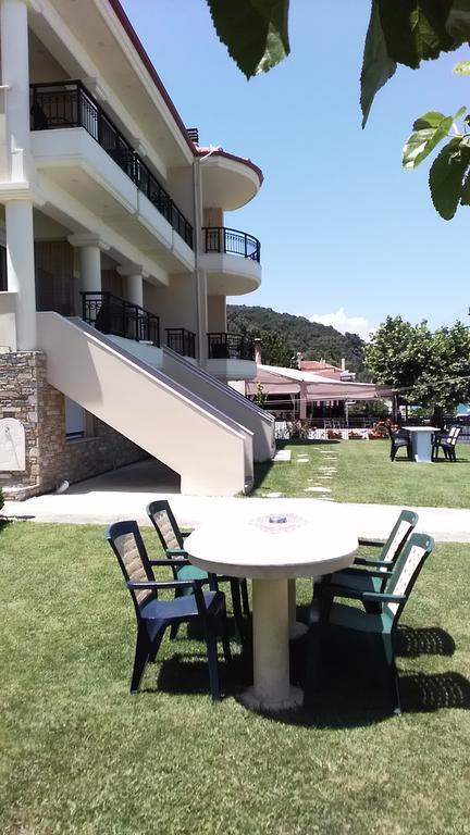 Perdikis Apartments - Paliouria Kókkinon Nerón Kültér fotó